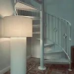 Stylish Boutique Duplex - Orange - 2 Double Bedrooms Hamrun