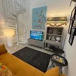 아파트 Stylish Boutique Duplex - Orange - 2 Double Bedrooms
