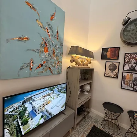 Stylish Boutique Duplex 'orange' Near Valletta Centre, 2 Double Bedrooms, Czesc, Witaj Na Malcie! Апартаменты