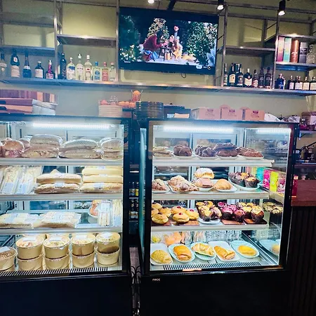 Stylish Boutique Duplex - Orange - 2 Double Bedrooms Apartman Hamrun