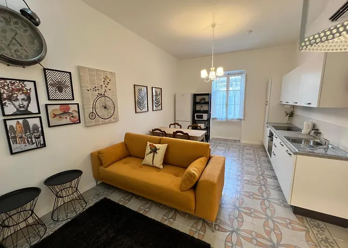 Stylish Boutique Duplex - Orange - 2 Double Bedrooms Apartman *