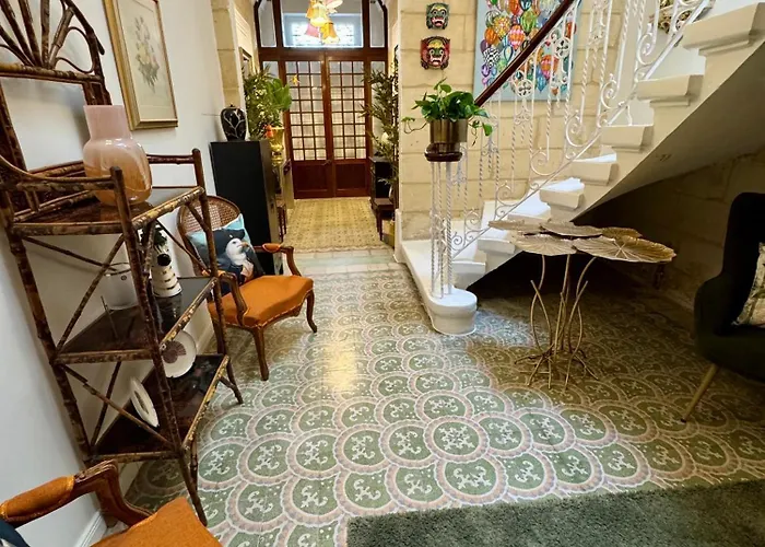 Apartman Stylish Boutique Duplex - Orange - 2 Double Bedrooms Hamrun