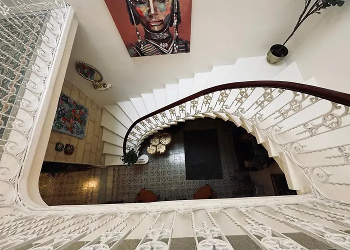 Stylish Boutique Duplex - Orange - 2 Double Bedrooms 아파트 *