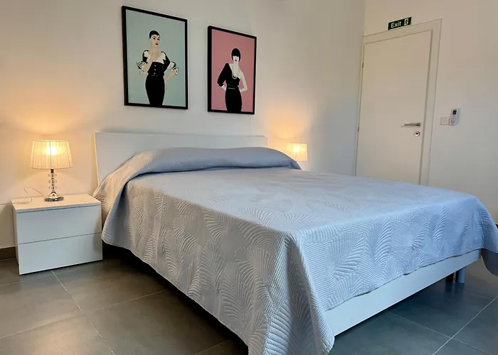 아파트 Stylish Boutique Duplex - Orange - 2 Double Bedrooms *