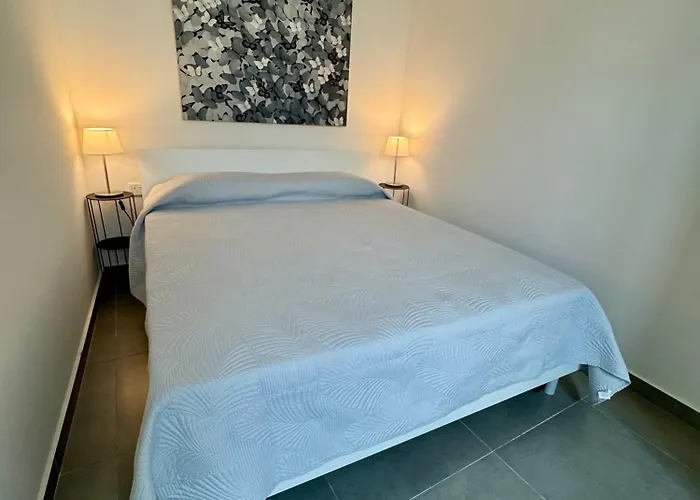 Stylish Boutique Duplex - Orange - 2 Double Bedrooms Apartman *