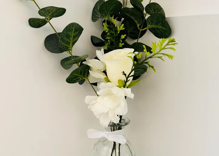 Stylish Boutique Duplex - Orange - 2 Double Bedrooms 아파트 *