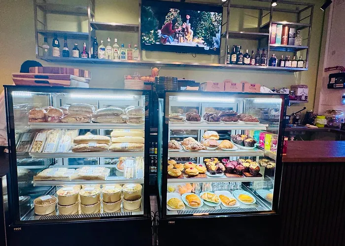 Stylish Boutique Duplex - Orange - 2 Double Bedrooms Apartman Hamrun